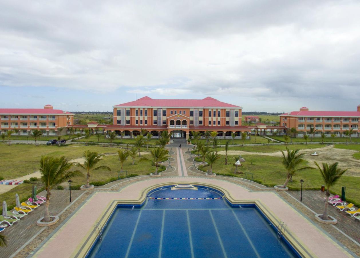 Golden Peacock Resort Hotel Beira Exterior foto